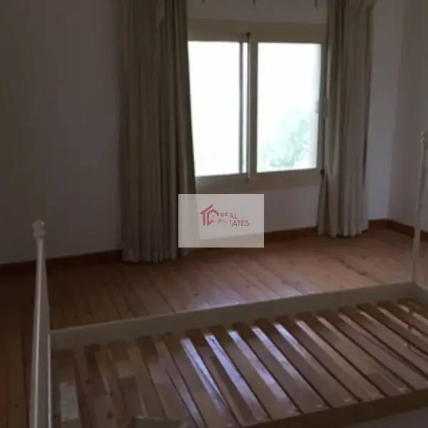 Alquiler de villa independiente con jardín privado en Katameya Heights Compound Prime Location