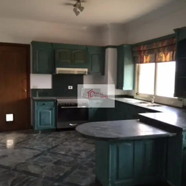 Alquiler de villa independiente con jardín privado en Katameya Heights Compound Prime Location