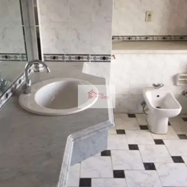 Alquiler de villa independiente con jardín privado en Katameya Heights Compound Prime Location