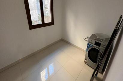 Apartment for rent in Maadi Sarayat, 3 bedrooms, 3 bathrooms, 1 master living room, maid's room, 2,000 DOLLERS