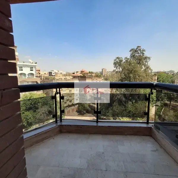 Office Space Rent Maadi SarayateBüroflächen zu vermieten, Sarayate-Vorort, 500 Meter, erstklassige Lage, Kairo, Ägypten Suburb 500 meter Prime Location Cairo Egypt