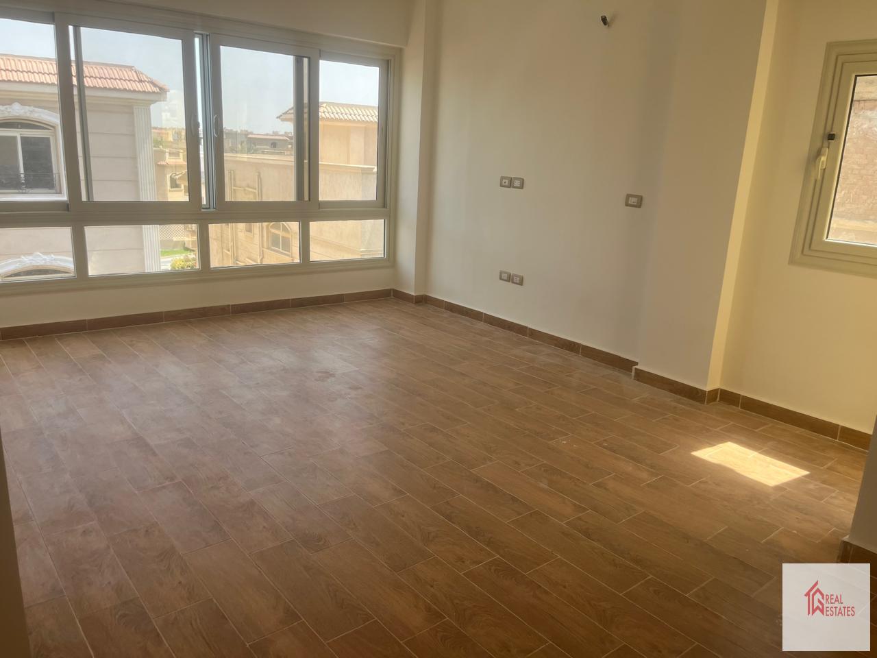 Al Yasmine, Şeyh Zayed Roof'ta kiralık villa