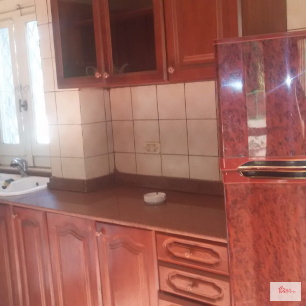 Penthouse Tek kat Kiralık Maadi sarayat banliyösü 2 yatak odası bir banyo Büyük teras