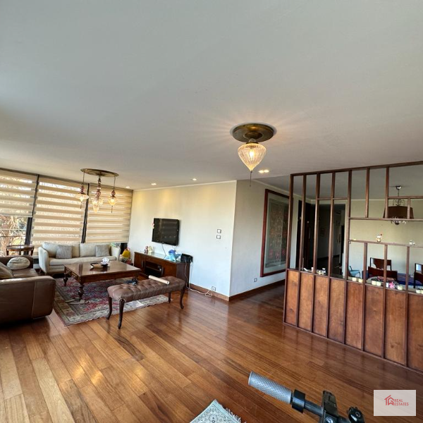 Penthouse Moderne à Louer Maadi Sarayate Entièrement Meublé