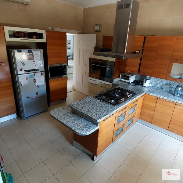 Villa Özel kiralık Katameya Heights Yarı Mobilyalı yüzme Havuzu Yeni Kahire Mısır