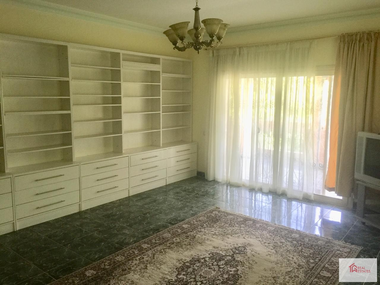 Ekim City'de Dara Gardens Sitesinde kiralık, tamamen mobilyalı villa