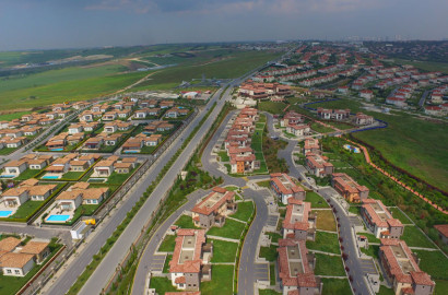 the lake view compound Villas