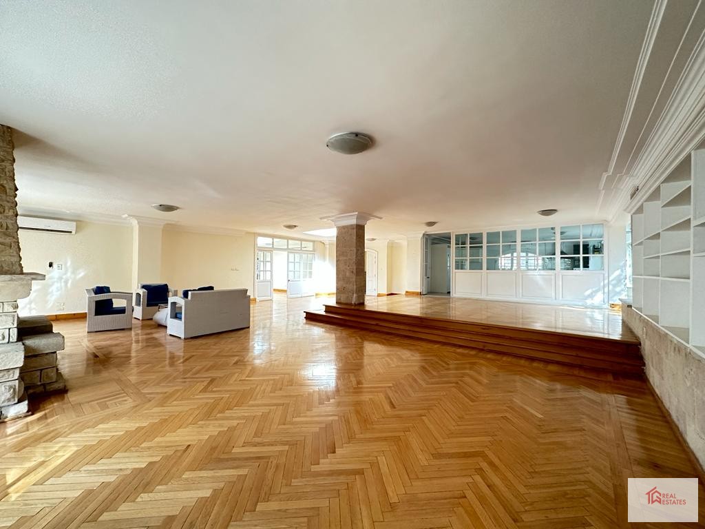 Penthouse Rent Maadi Saryate walking to french school 4 bedrooms