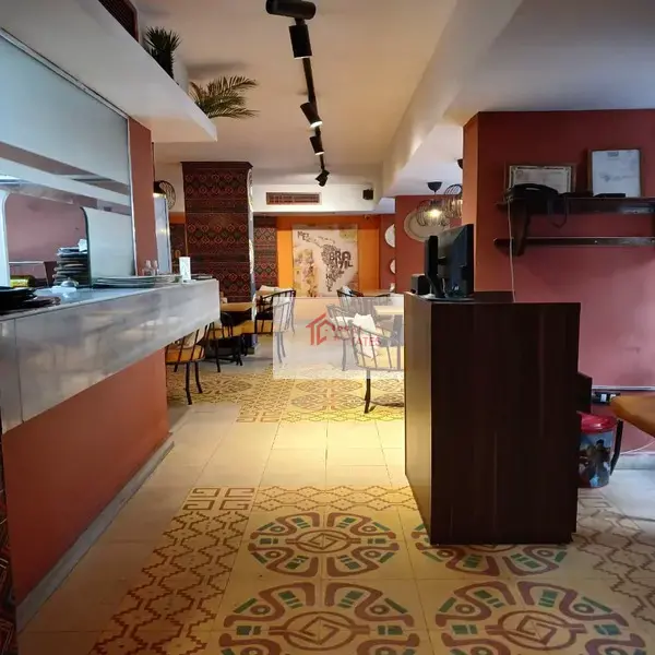 Shop for rent in a prime location in the heart of Degla Maadi, ideal for major brands and cafes.