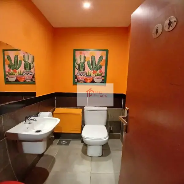 Shop for rent in a prime location in the heart of Degla Maadi, ideal for major brands and cafes.