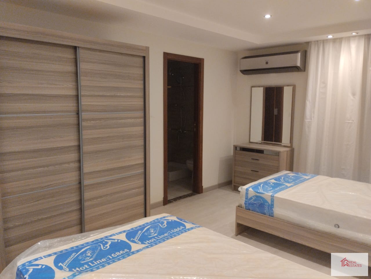 Modern Tam Mobilyalı Daire kiralık Dokki Giza Mısır altıncı