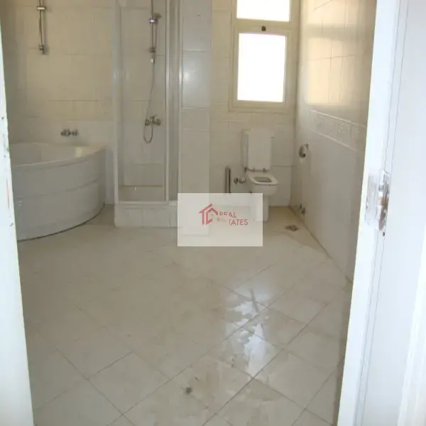Katameya Heights Golf Sahası Resorte kiralık 6 yatak odalı yüzme havuzlu villa