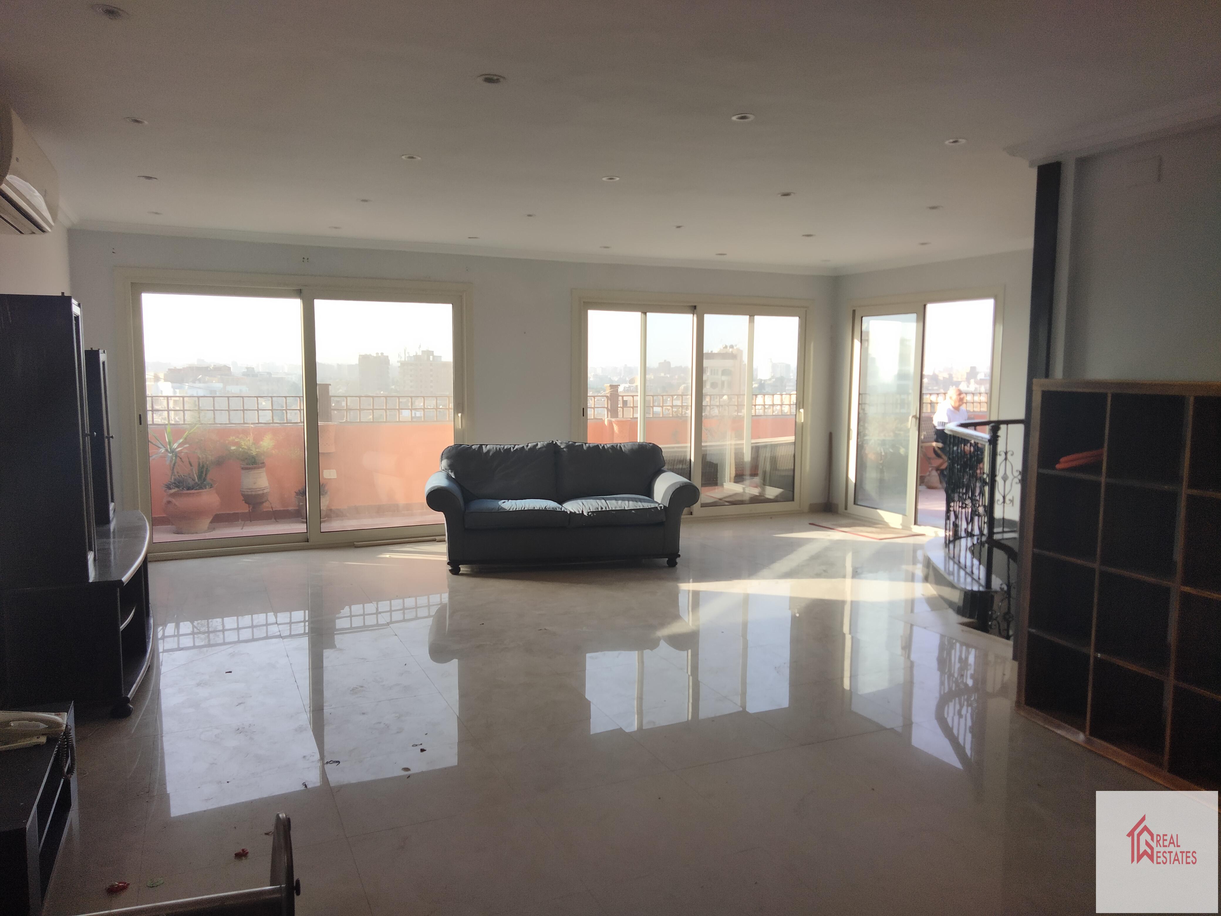 Penthouse Rooftop 2 master bedrooms 2 bathroom modern terrece maadi degla cairo egypt walking to american school