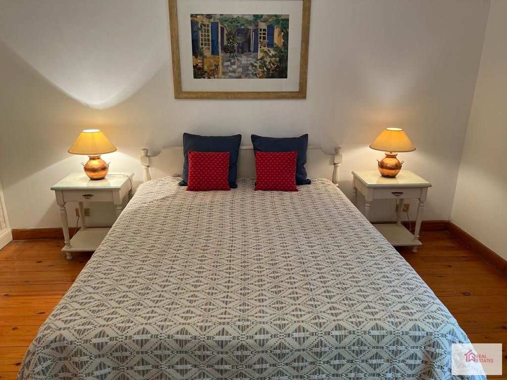 Appartamento completamente arredato 4 camere da letto 4 bagni Madi Sarayate sobborgo Cairo Egitto