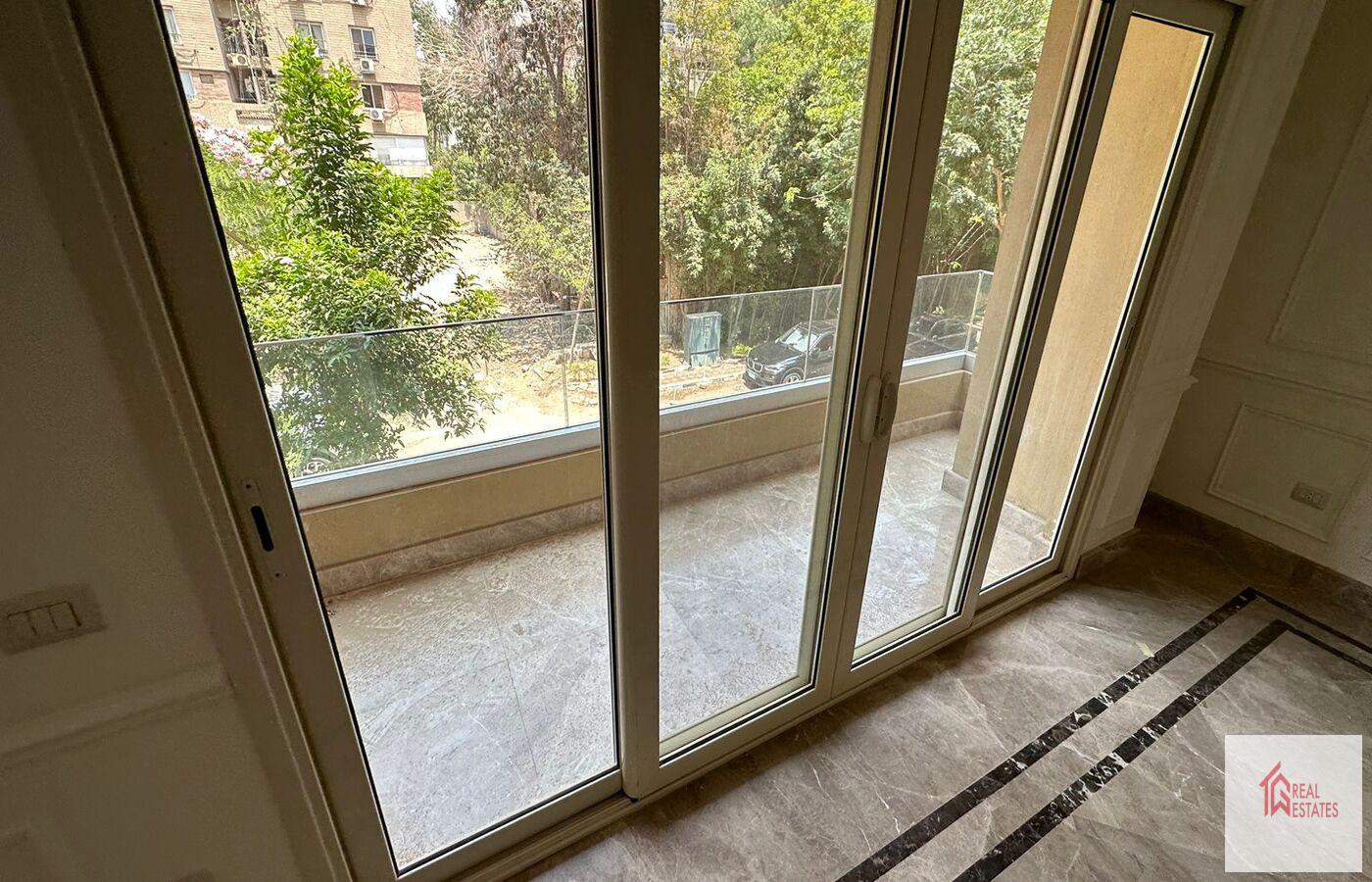 Modernes Duplex zu vermieten in Sarayat El Maadi, Ägypten