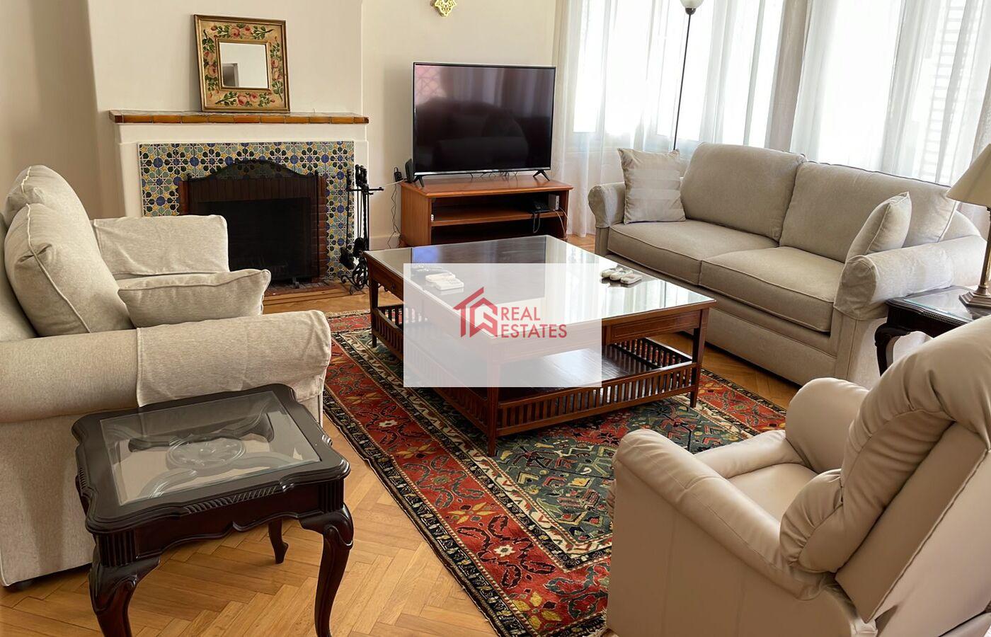 Penthouse Maadi Sarayate kiralık büyük teras