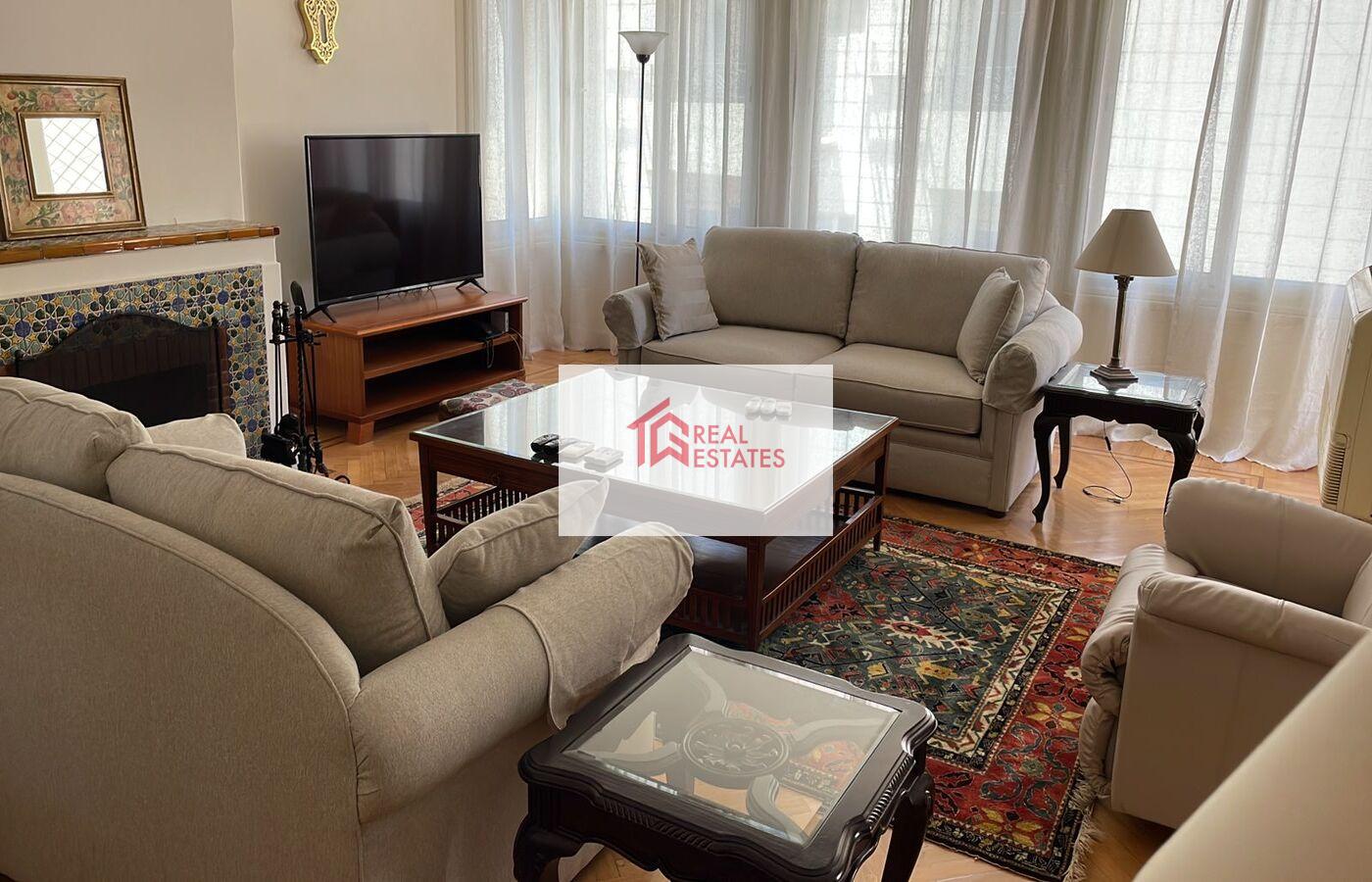 Penthouse Maadi Sarayate kiralık büyük teras