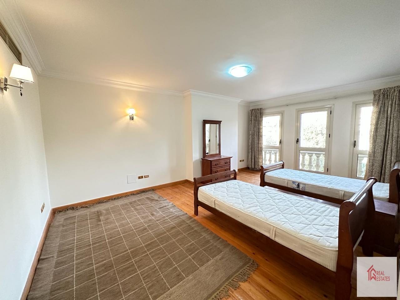 Wohnung zu vermieten, 300 Meter, 4 Schlafzimmer, 3 Badezimmer