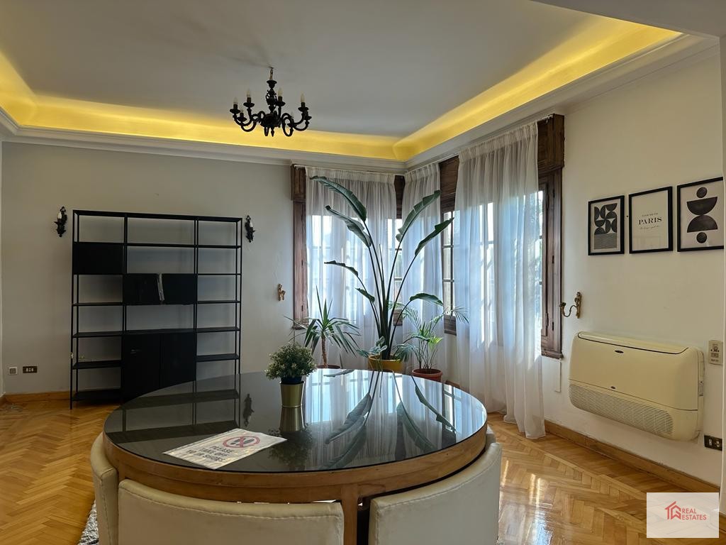 Appartement moderne à louer à Maadi, 3 chambres, 3 salles de bains, 1 master, premier étage,