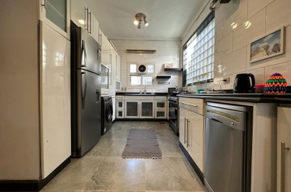 Appartement moderne à louer à Maadi, 3 chambres, 3 salles de bains, 1 master, premier étage,