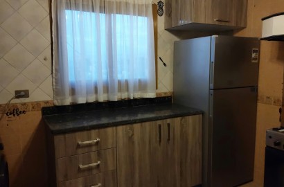 Apartamento amueblado de 200 m ubicado en una ubicación privilegiada en New Maadi