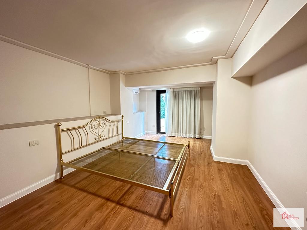 Appartement moderne au rez-de-chaussée, entrée privée, terrasse privée Maadi Sarayat Le Caire Egypte