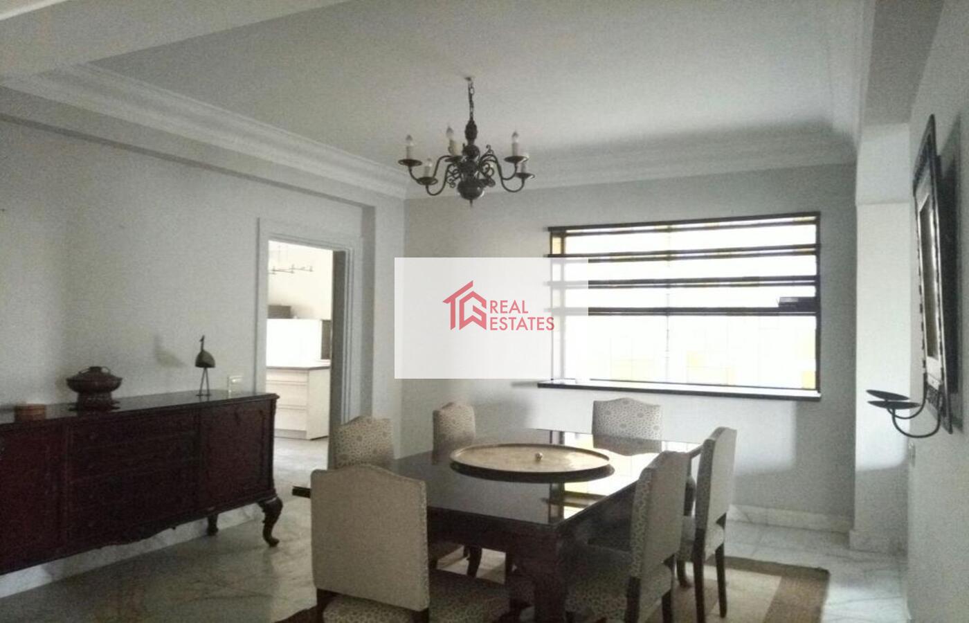 Villa en alquiler en Sarayat El Maadi, 4 dormitorios Piscina Privada Jardín