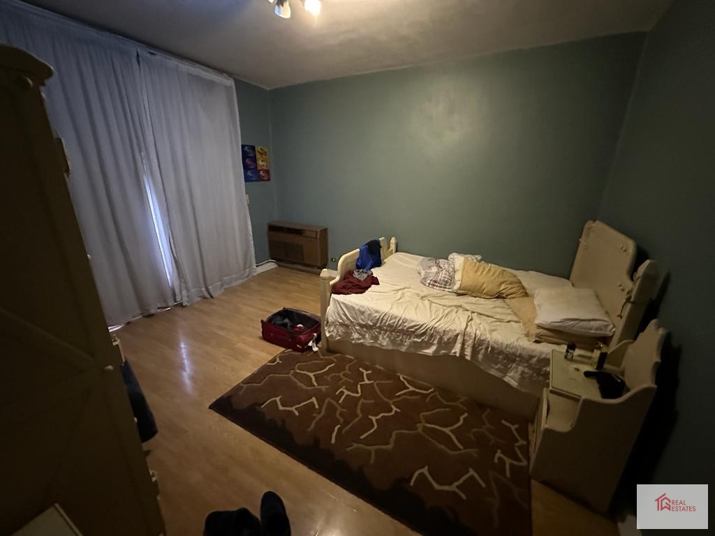 Appartamento Ammobiliato Tre Camere da Letto Tre Bagni Affittasi Maadi Sarayate Cairo Egitto