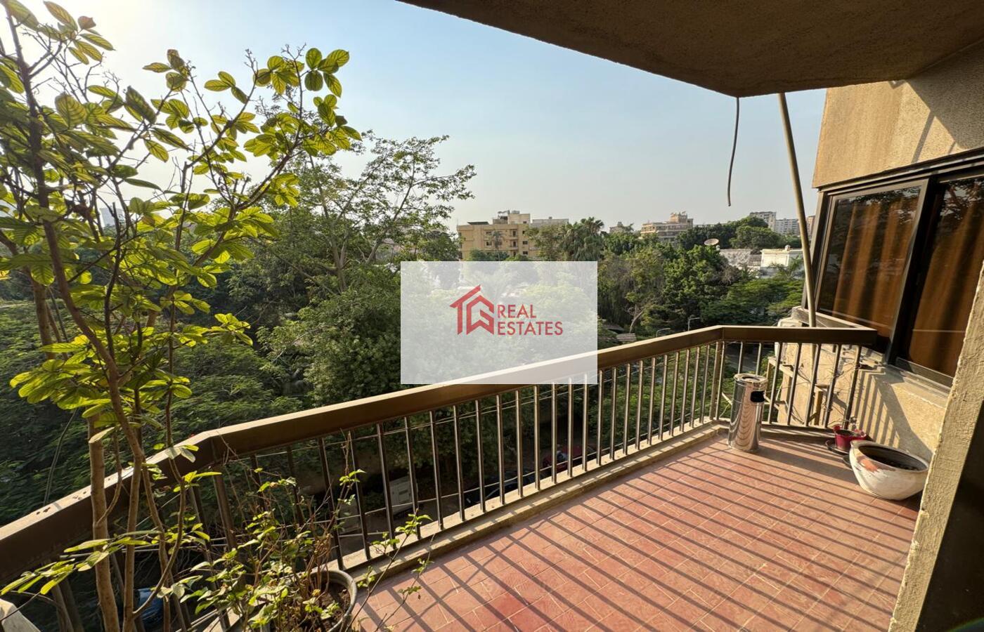 Available in Sarayat El Maadi, an office apartment near the Maadi metro station.