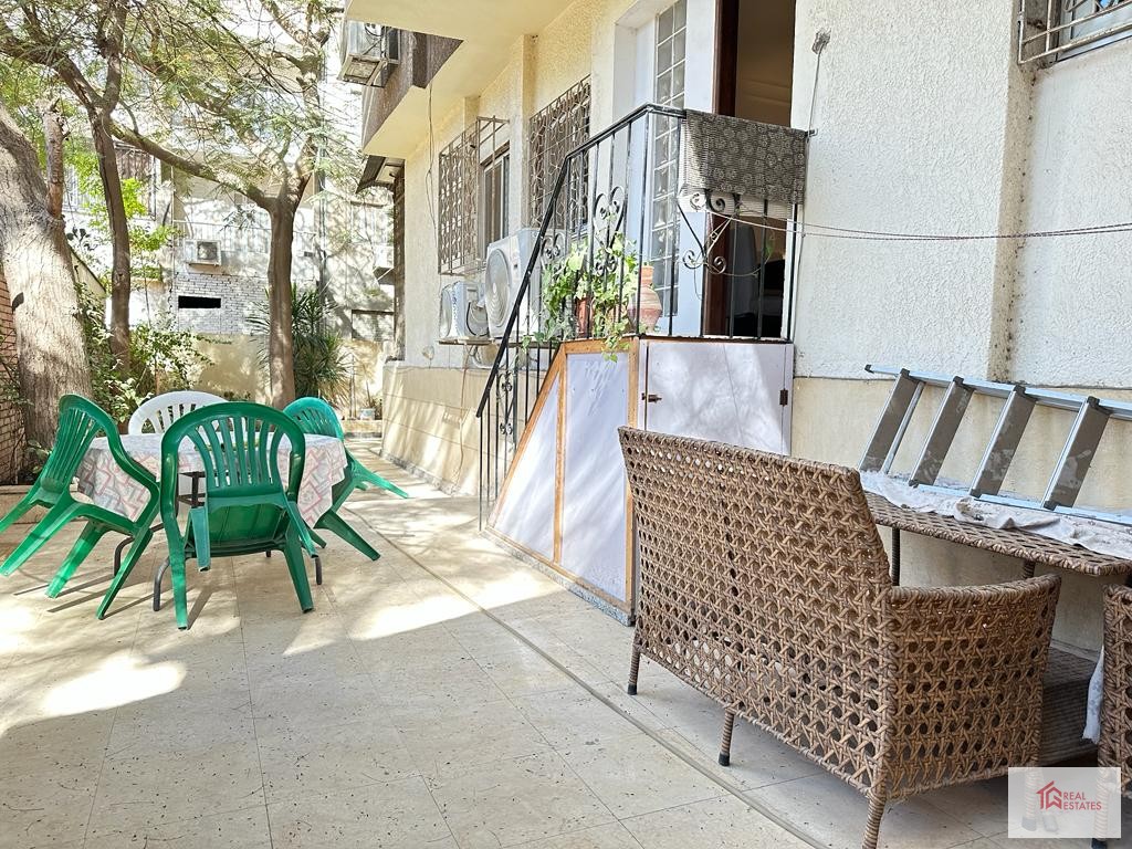 Appartamento al piano terra in affitto a Degal Maadi Cairo Egitto completamente arredato con giardino