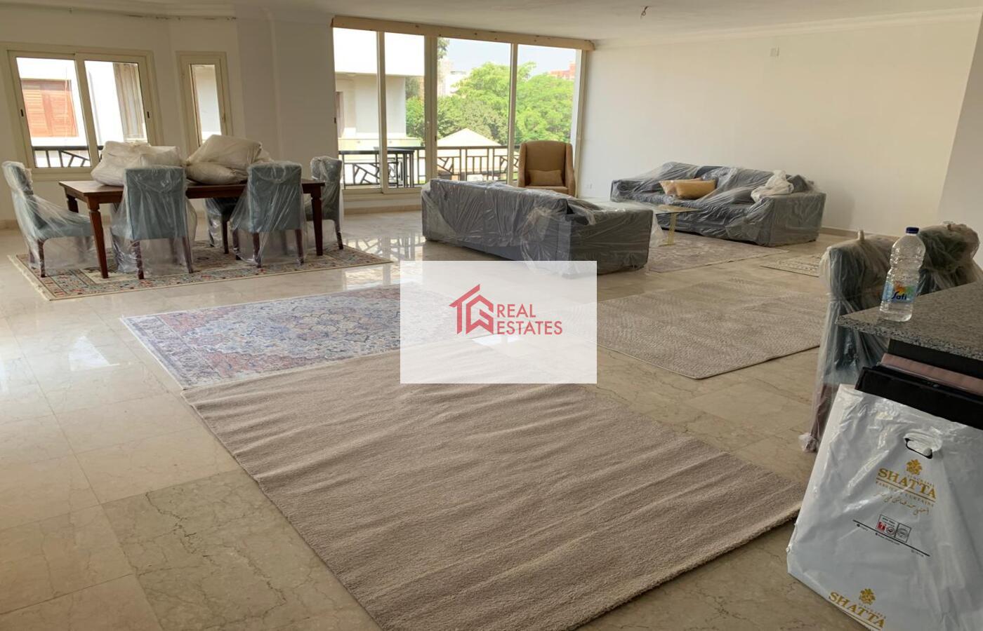 Penthouse Meublé Piscine Privée 4 Louer Maadi