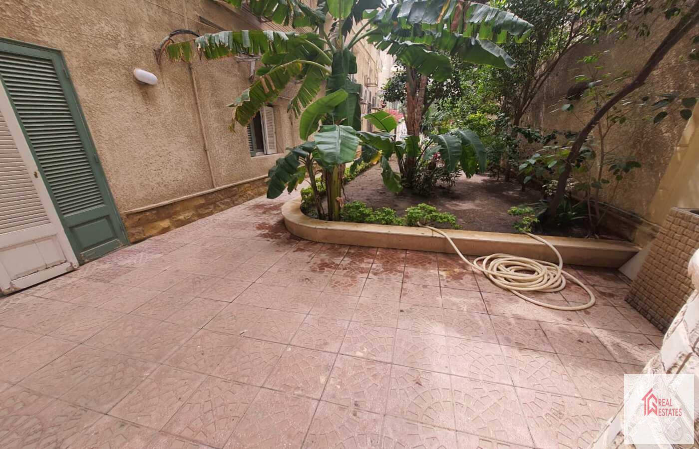 Planta baja con piscina privada en alquiler en Sarayat El Maadi - El Cairo - Egipto