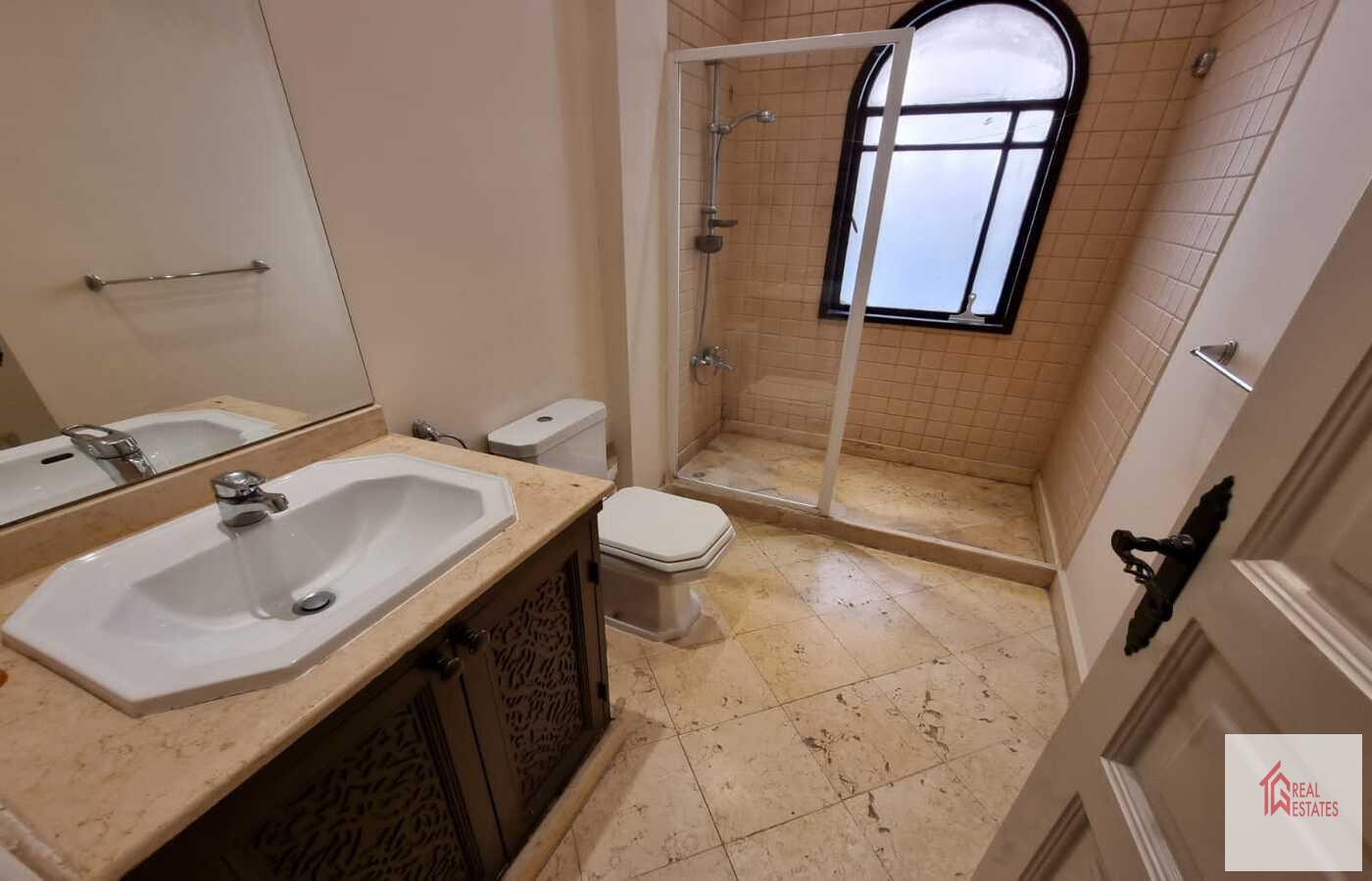 Kiralık harika villa - Sarayat El Maadi - Kahire