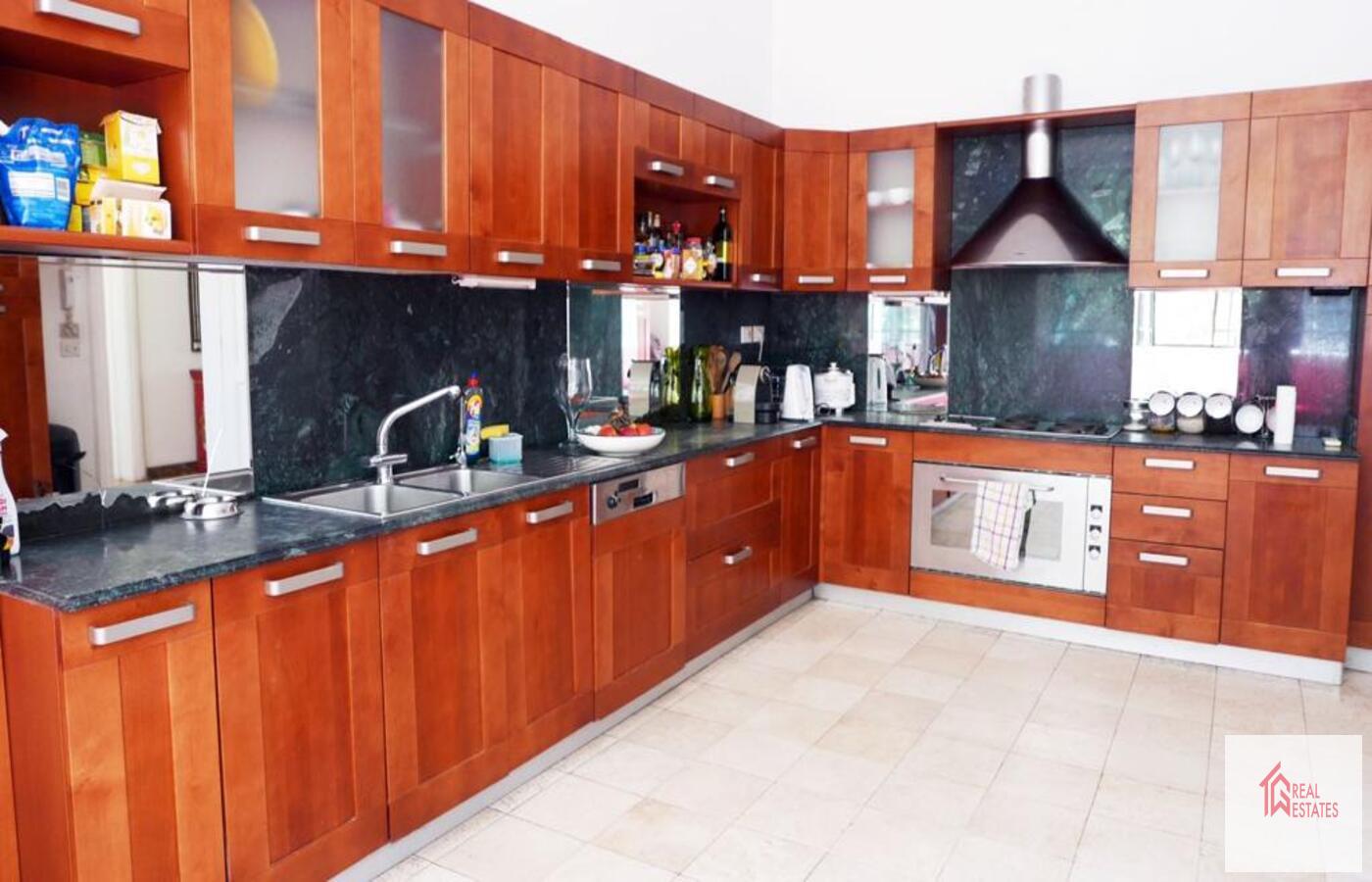 Kiralık harika villa - Sarayat El Maadi - Kahire