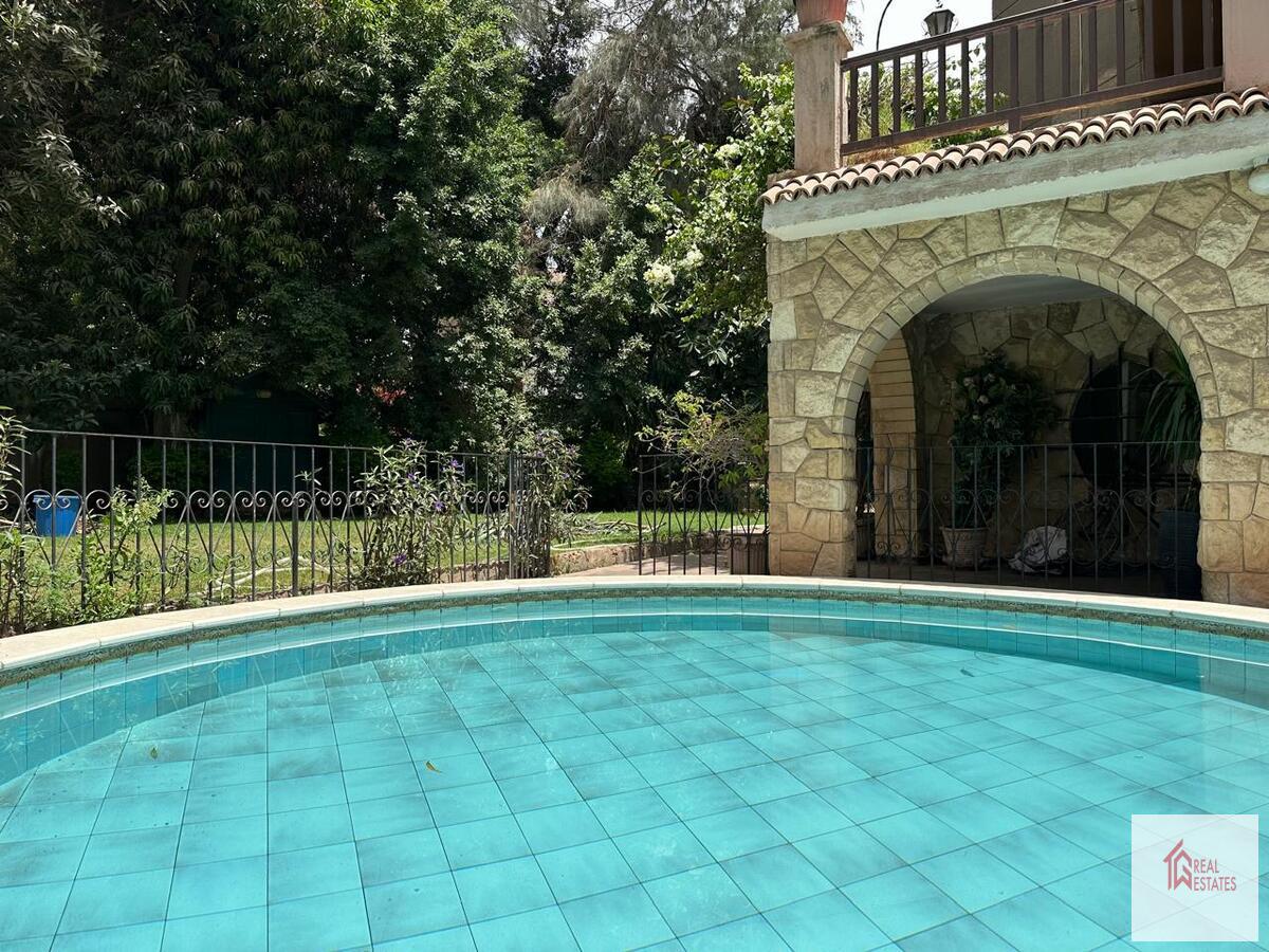 Fully furnished Villa with balcony for rent in Maadi Sarayat, Cairo, Egypt.