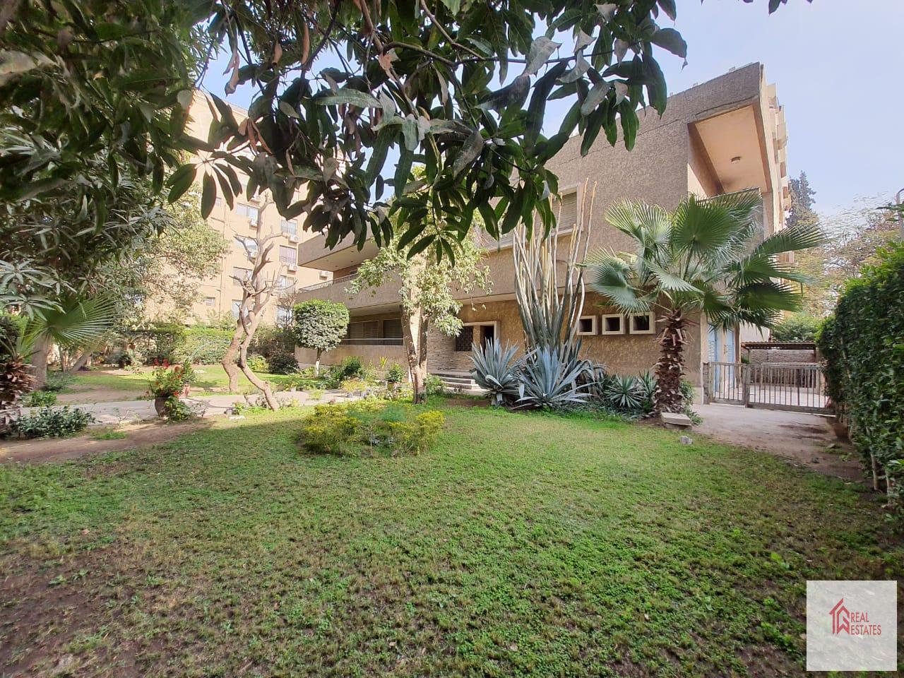 Vente villa maadi sarayat Chambres : 5 Salles de bains : 5 Superficie : 1050