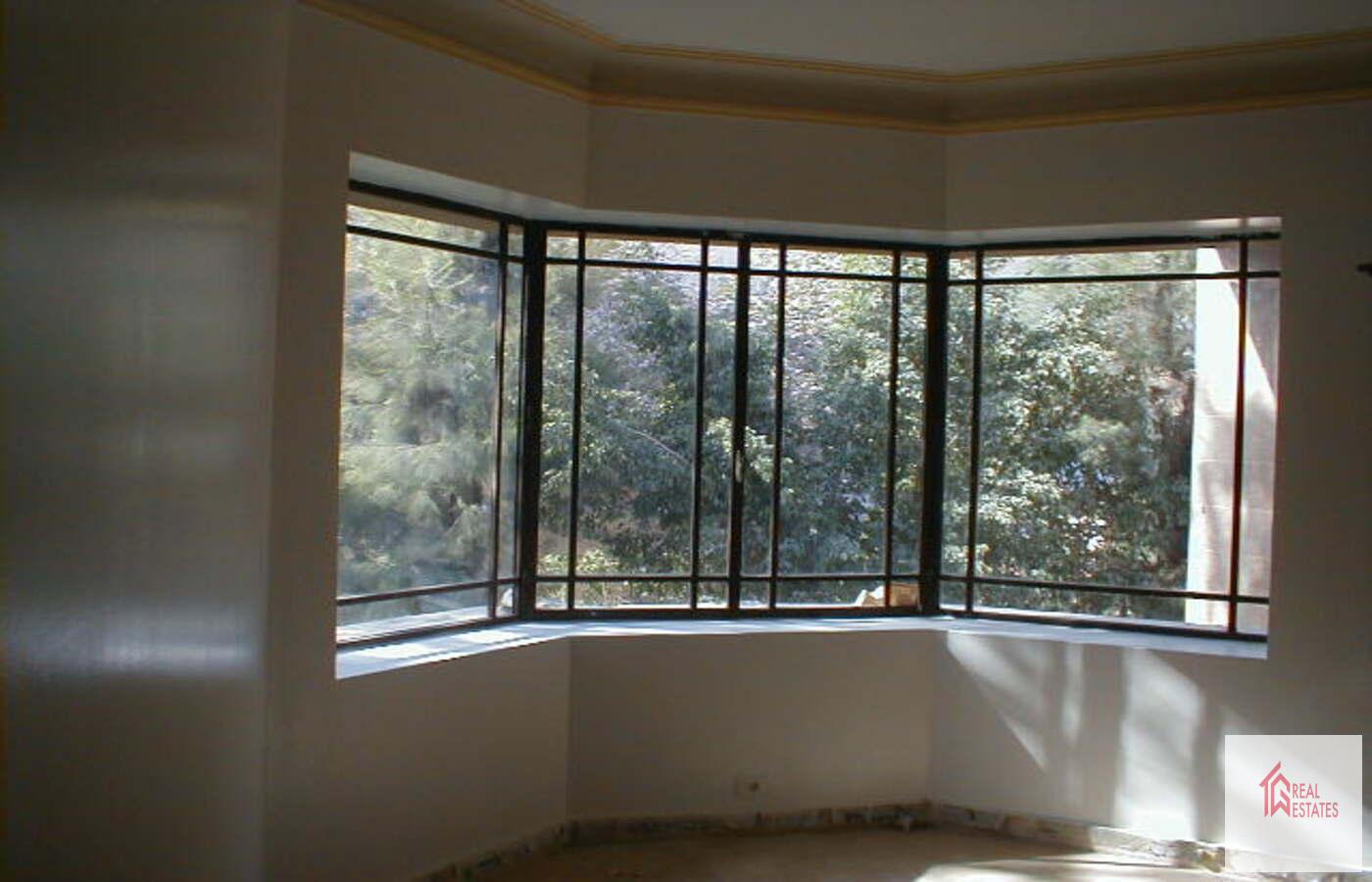 Villa con piscina privata in affitto a Maadi Sarayat