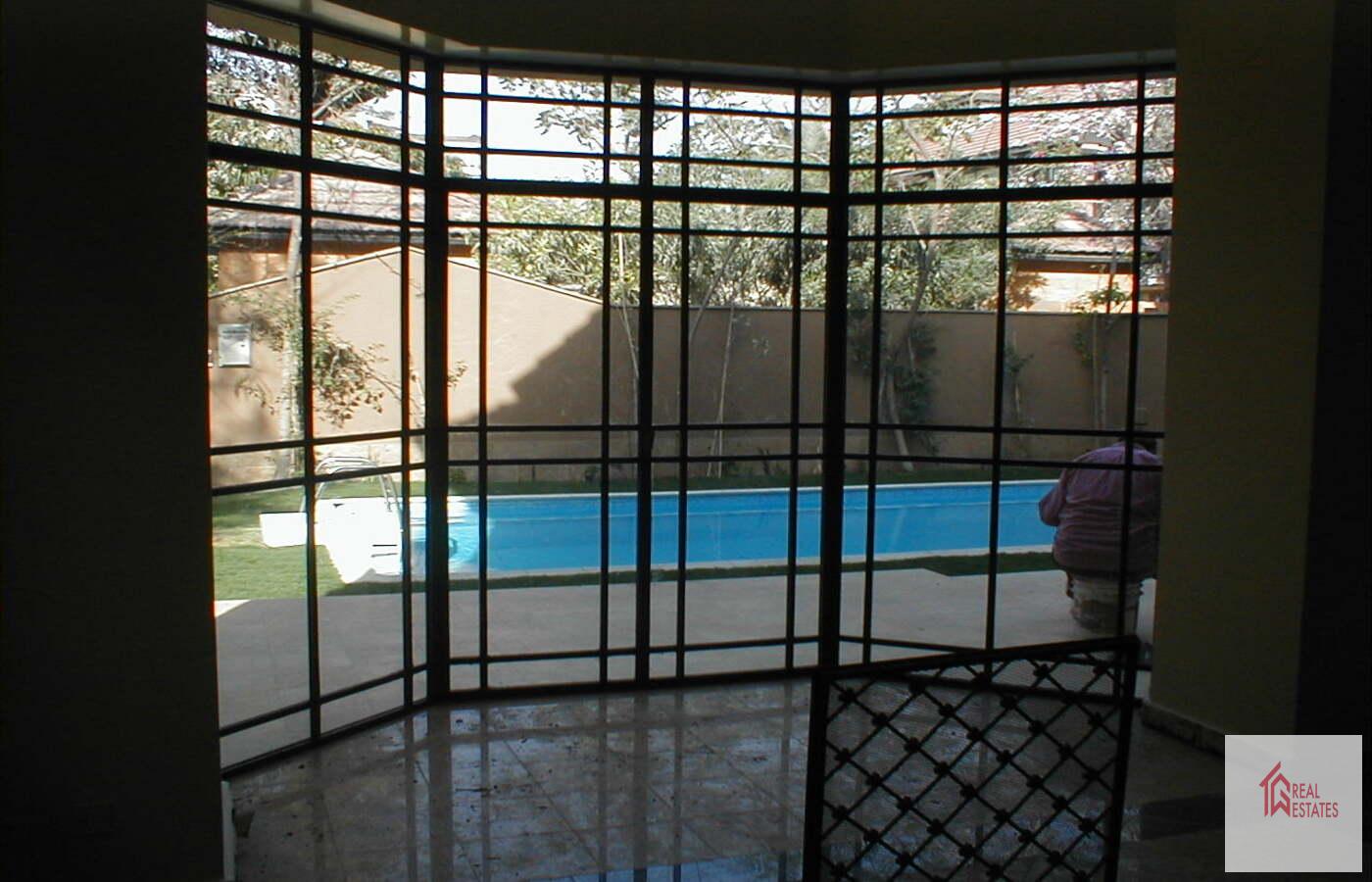 Villa Avec Piscine Privée À Louer À Maadi Sarayat