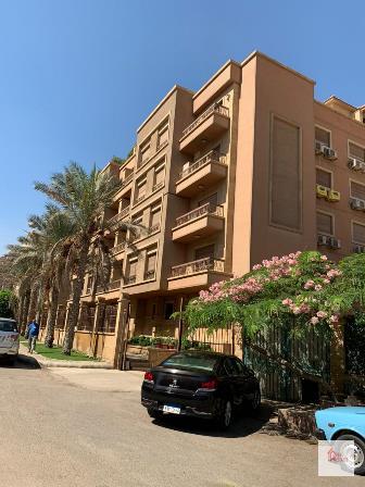 Penthouse sur le toit à louer Nouveau Caire Egypte 5ème colonie