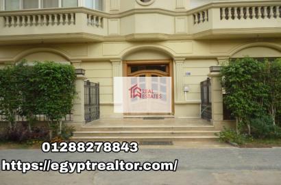 Duplex arredato con piscina privata in affitto a Sarayat El Maadi